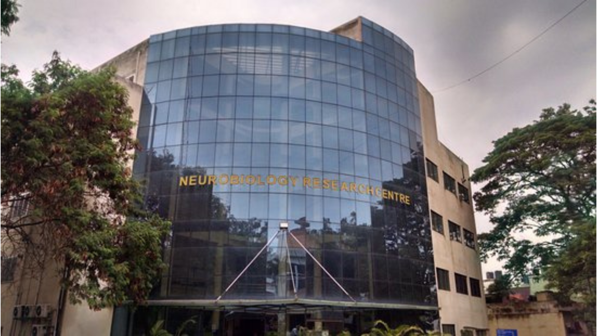 glazing installation at NIMHANS government hospital by AllineAluFab, Bangalore